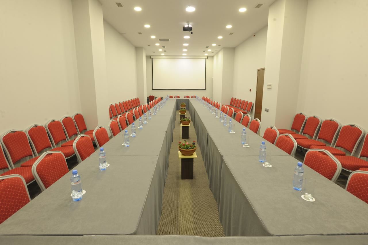Отель Citrus Hotel Тбилиси-29