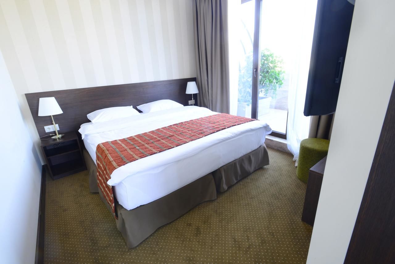Отель Citrus Hotel Тбилиси-34