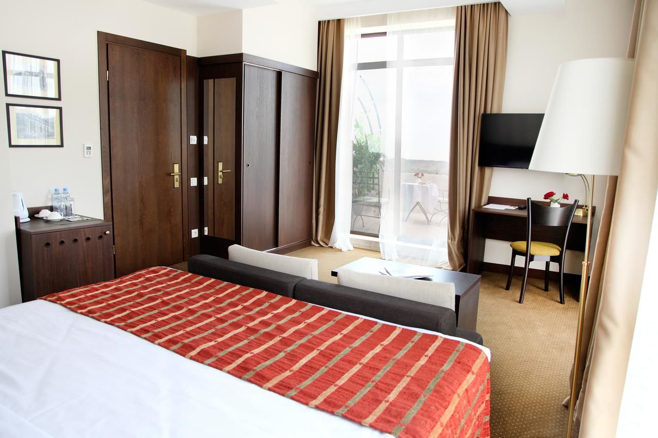 Отель Citrus Hotel Тбилиси-44