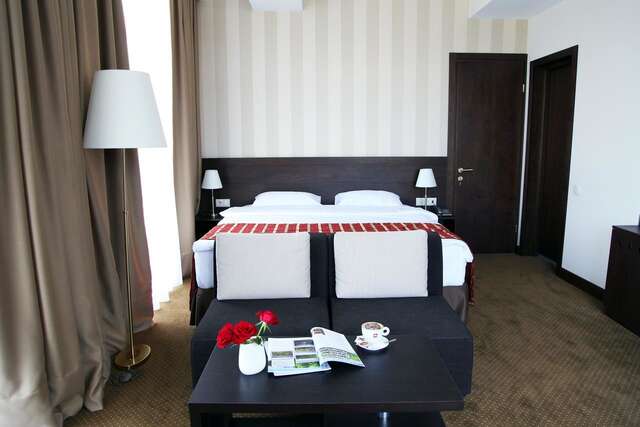 Отель Citrus Hotel Тбилиси-21