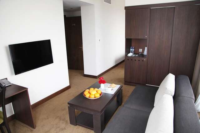 Отель Citrus Hotel Тбилиси-35