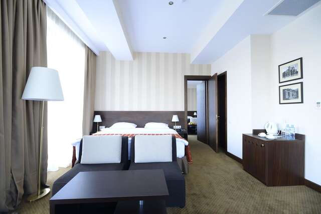 Отель Citrus Hotel Тбилиси-41